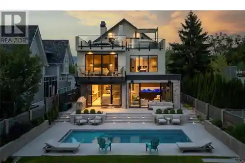 Spectacular and Thoughtful Modern Design