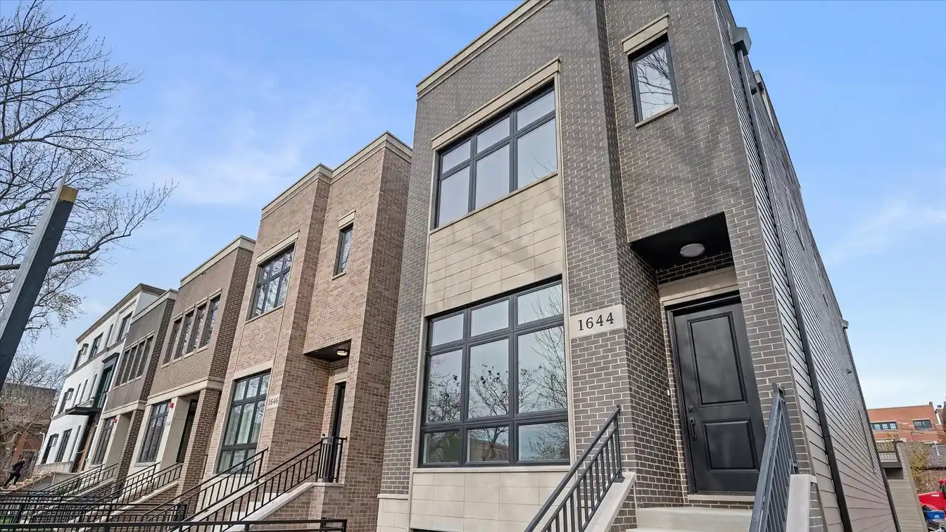 Exquisite Home at the Wolfram Collection