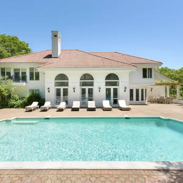 FOUR BEDROOM RENTAL HOME WITH POOL IN A CONVENIENT LOCATION