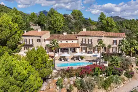 Spectacular Luxury Finca with Large Pool