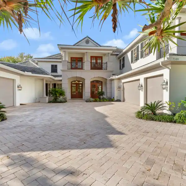 FIVE BEDROOM HOME ON A PRIVATE HALF-ACRE