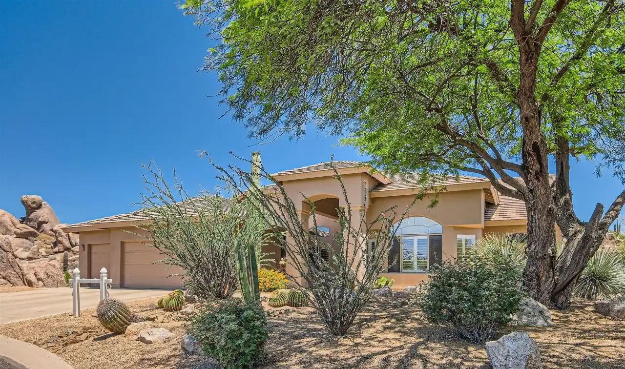 Beautifully Remodeled Home in Balancing Rock at Troon North