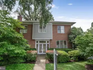 Spacious and Well-Maintained Residence