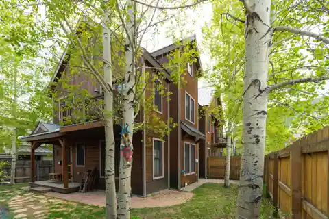 Stunning High-End Townhome