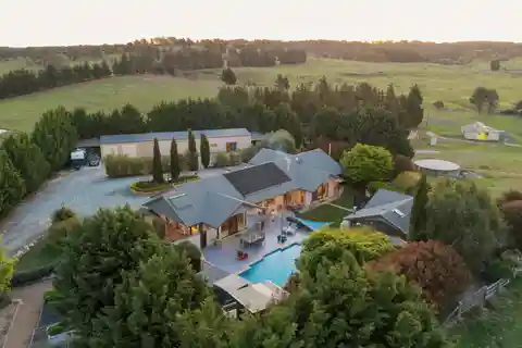 The Perfect Blend of Country Charm and Luxury Living