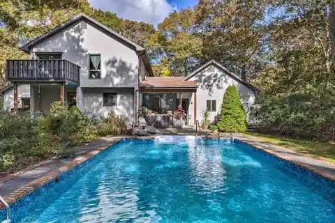 Peaceful Rental with Pool
