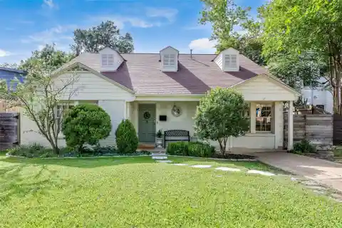 Classic Charm Meets Contemporary Austin Lifestyle