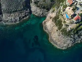 Five Bedroom Beachfront Villa for Rent