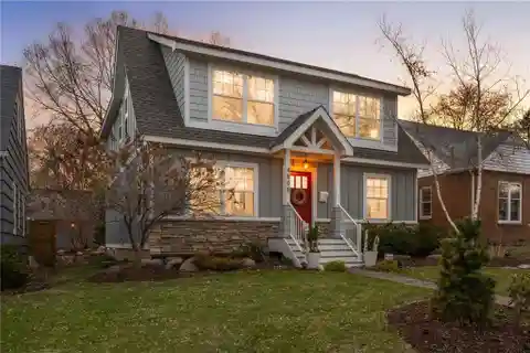 Adorable Home in the Heart of Fulton