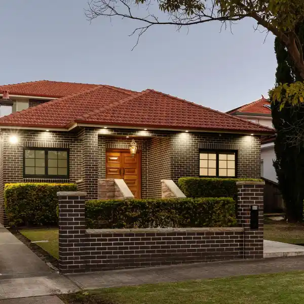EXPERTLY CRAFTED RESIDENCE