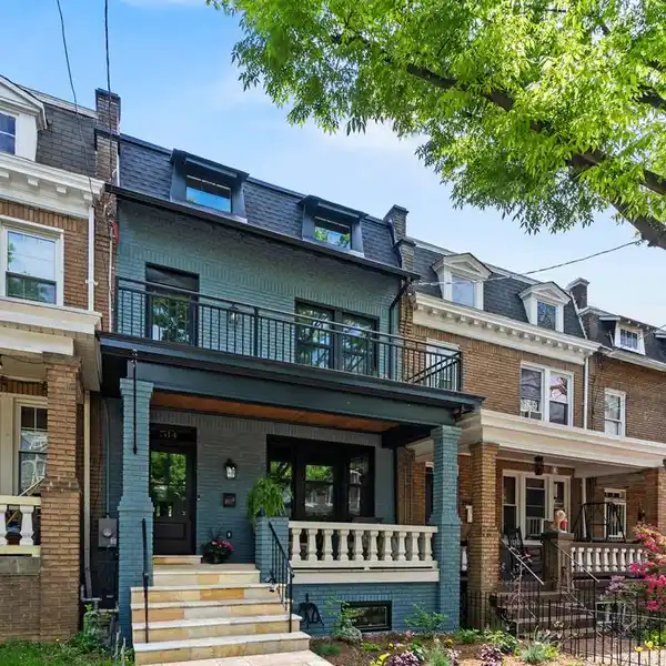 ELEGANT, UPDATED HOME WITH EXPANSIVE BACKYARD OASIS