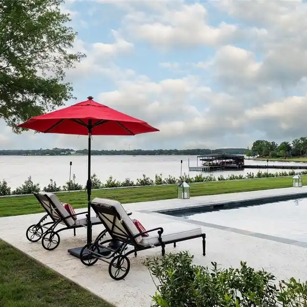 BARRON LAKESIDE