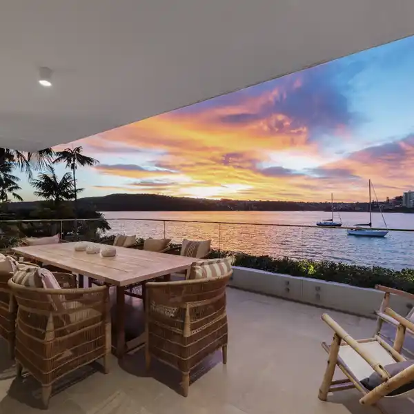 NEWLY RENOVATED FULL-FLOOR WATERFRONT APARTMENT