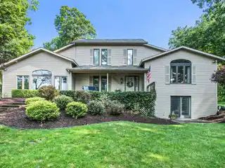 An Entertainment and Family Delight on Ten Acres