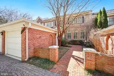 Luxurious Natelli-built  Townhome