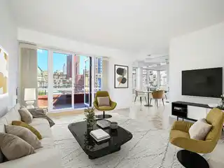 The Ultimate in City Living and Comfort