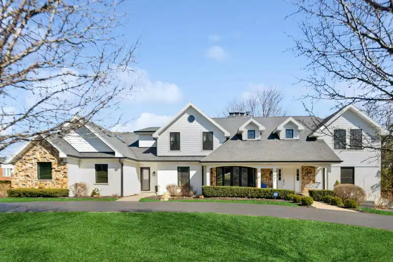 Exquisite Designer Estate in Burr Ridge