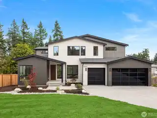 Northwest Contemporary Home in an Exclusive Community