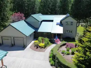 Stunning Skagit River Property