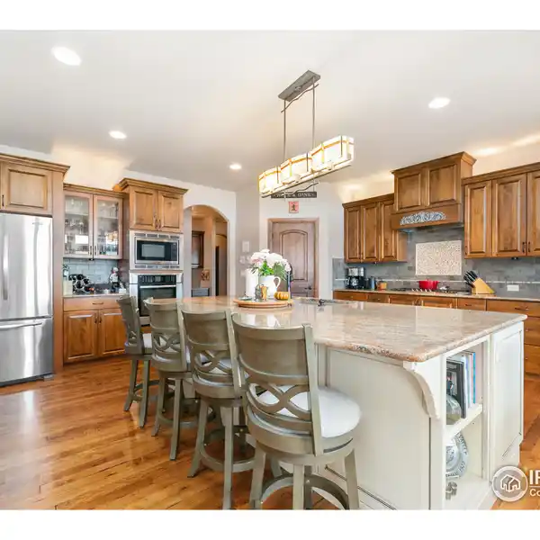 BEAUTIFUL CUSTOM HOME IN HARMONY CLUB