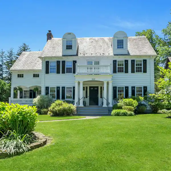 TIMELESS CHARM MEETS MODERN LUXURY