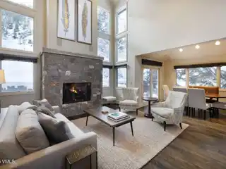 Rare Townhome in Coveted Arrowhead