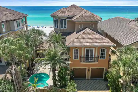 Breathtaking Gulf-front Retreat in Exclusive Destiny by the Sea