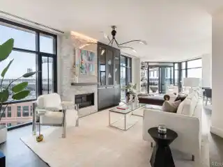 Ultimate Designer Residence at Mcgregor Square