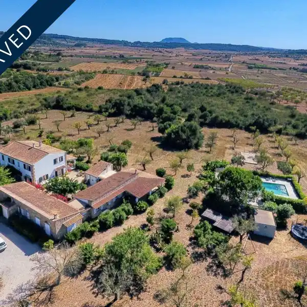FINCA NEAR SAN JOAN WITH A GUEST HOUSE AND WONDERFUL PANORAMIC VIEWS