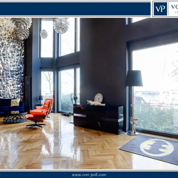 RARE RENOVATED TOWNHOUSE