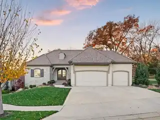 Beautiful Home in Old Leawood