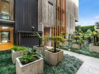 North-Facing Garden Apartment