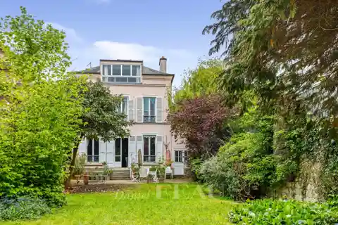 Late 19th Century Private Mansion