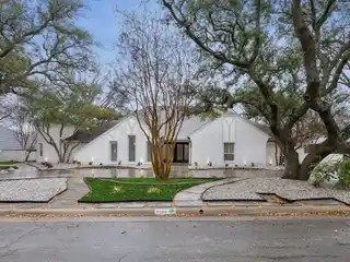 Recently Renovated Masterpiece