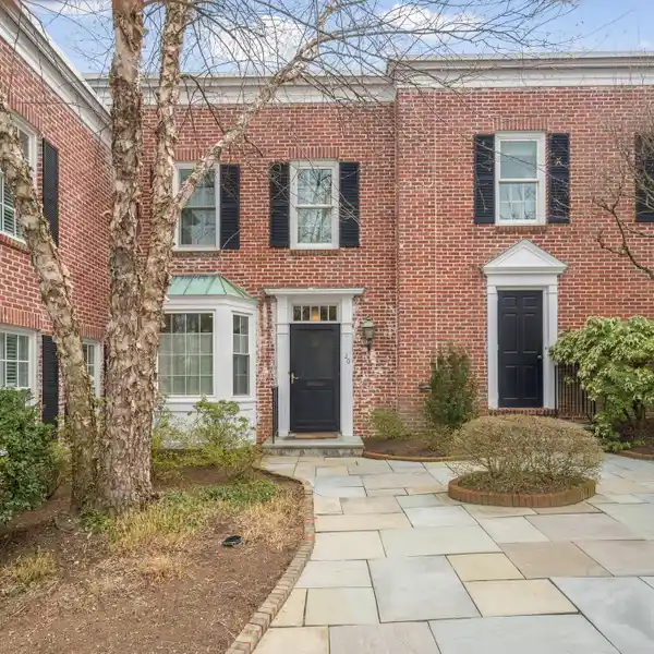 BEAUTIFUL UNIT IN COVETED CANAAN SQUARE