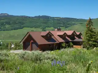 Mountain Charm with Modern Updates