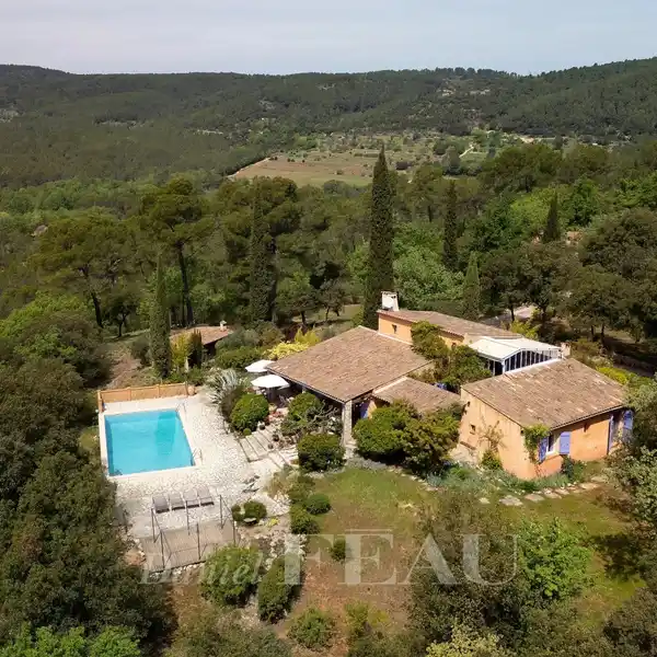 PEACEFUL VILLA