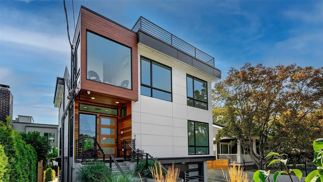 Luxurious Lock & Go Living at Hawthorne Residences