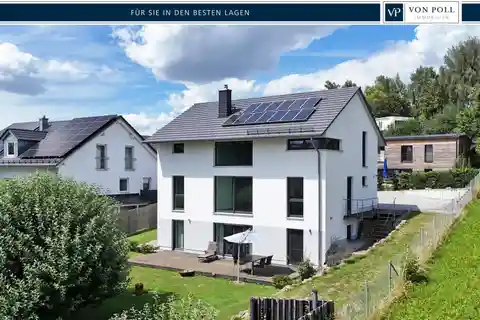 Energy-Efficient Family Home with Granny Apartment