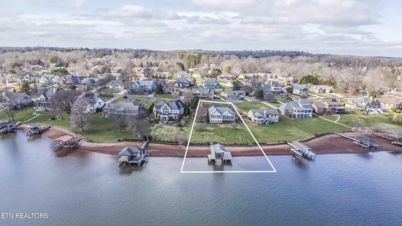 Prime Tellico Village Lakefront Property