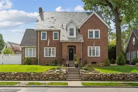 Beautiful Brick Colonial in Upper-Elmgrove