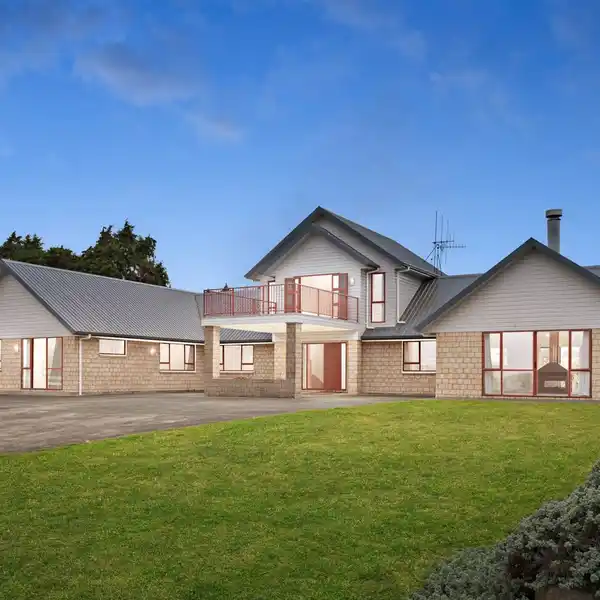 RURAL CHARM WITH MODERN CONVENIENCE