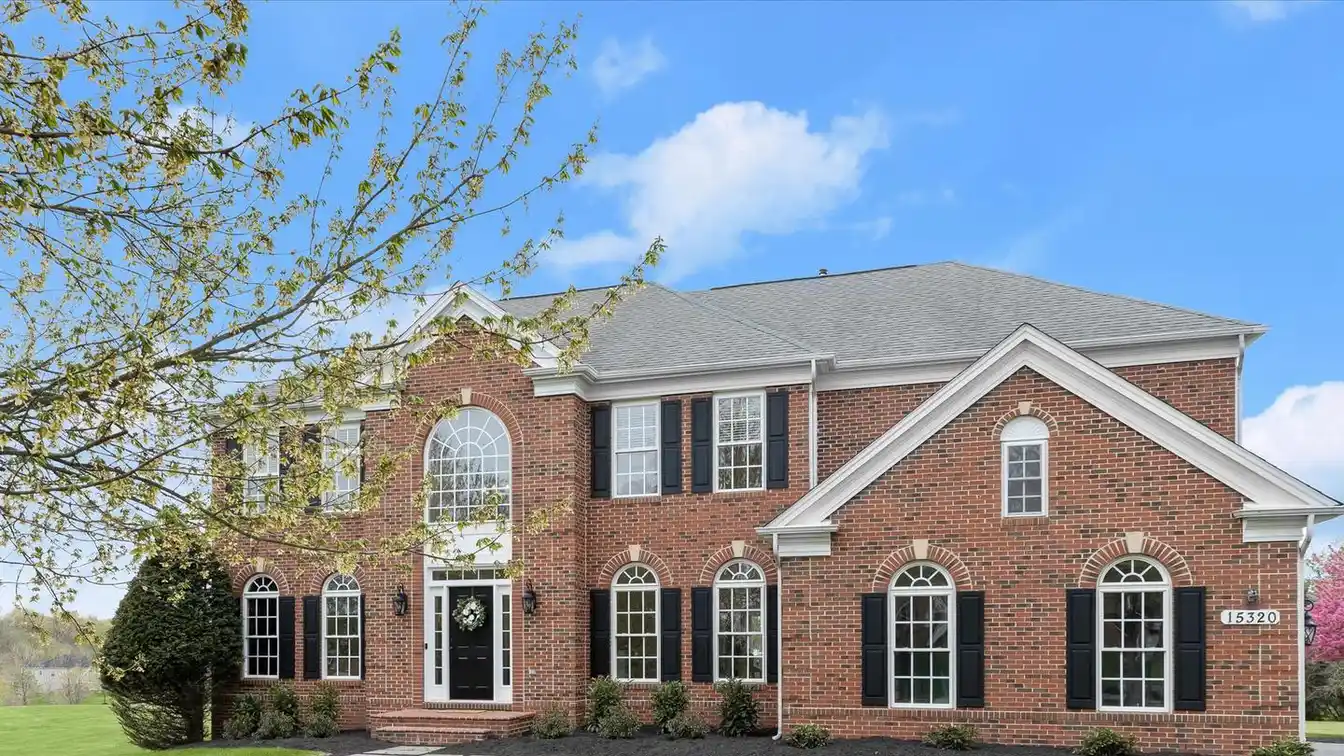 Refined Living in Prestigious Wellington West
