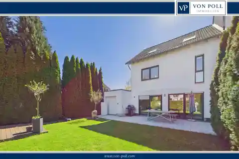 Spacious Detached House with High-Quality Furnishings in a Prime Location in Hürth-Stotzheim