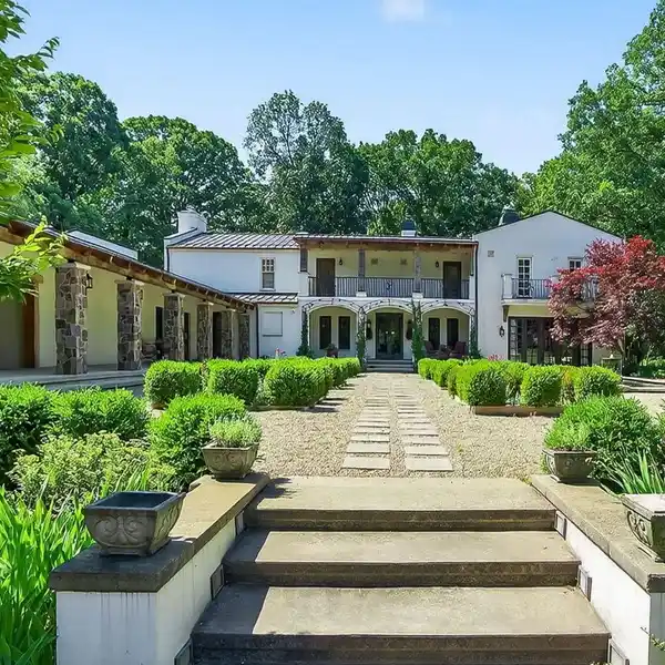 EXTRAORDINARY 60-ACRE PRIVATE SANCTUARY