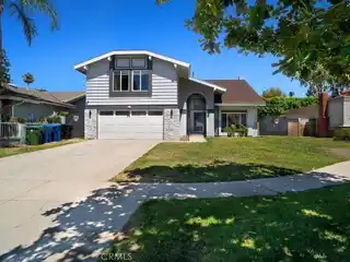 Beautiful Pool Home on a Serene Cul-De-Sac