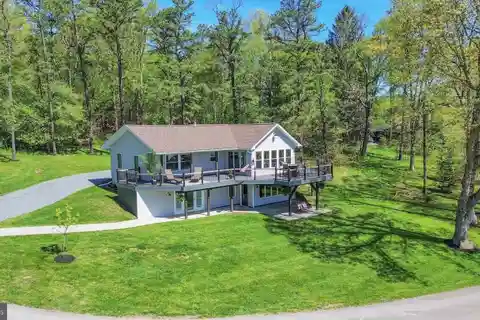 Million-dollar Views on Deep Creek Lake