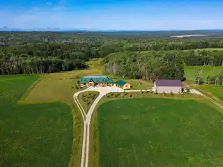 Fully Renovated Jewel with Spectacular Mountain Views