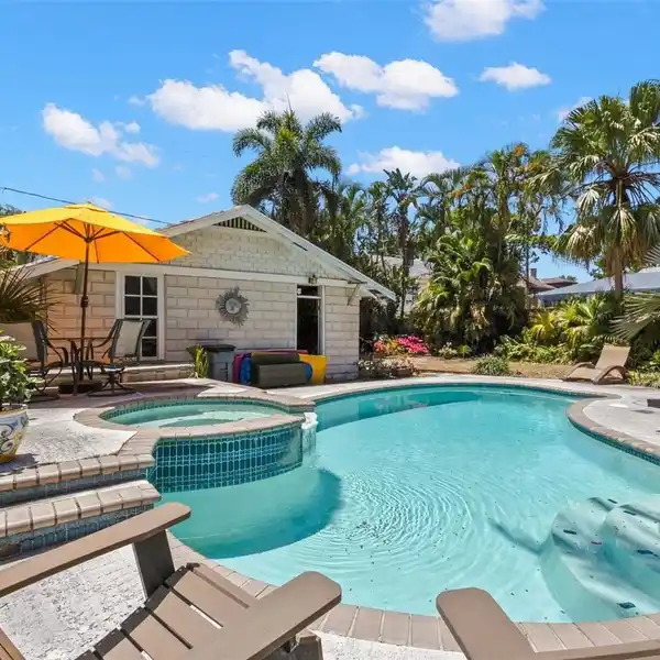 HISTORIC CHARM WITH MODERN COMFORT