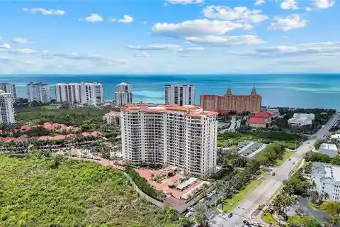 Renovated Bay Colony Condo